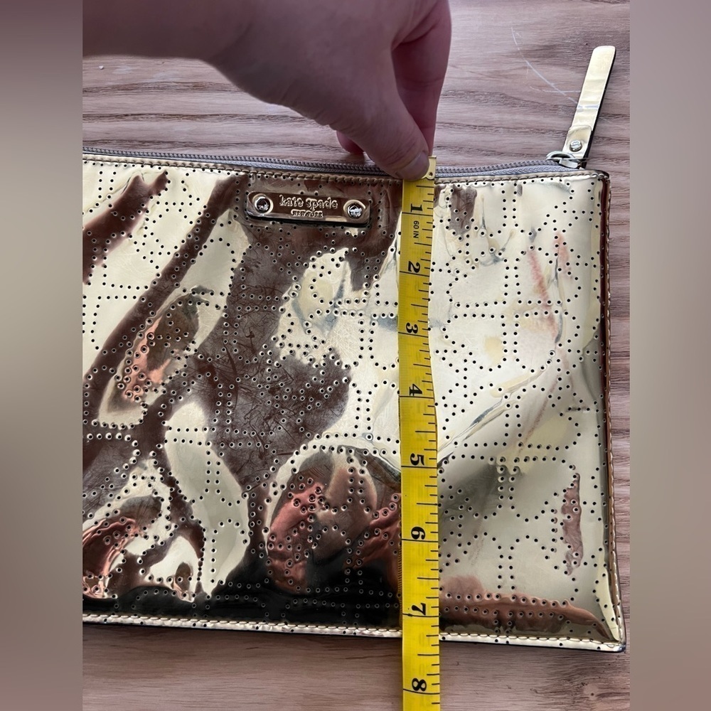 Kate Spade Gold Metallic Pencil Pouch Hearts - Picture 6 of 7
